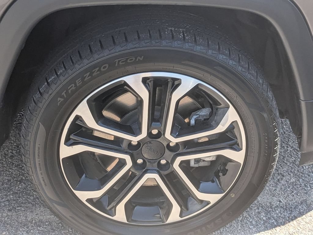 Certified 2023 Jeep Compass Limited AWD/4WD image 15