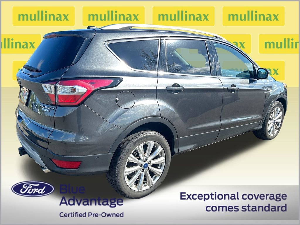 Used 2017 Ford Escape Titanium w/ Equipment Group 301A AWD/4WD image 3