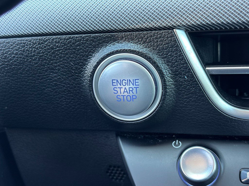 Used 2025 Hyundai Sonata SEL FWD image 17