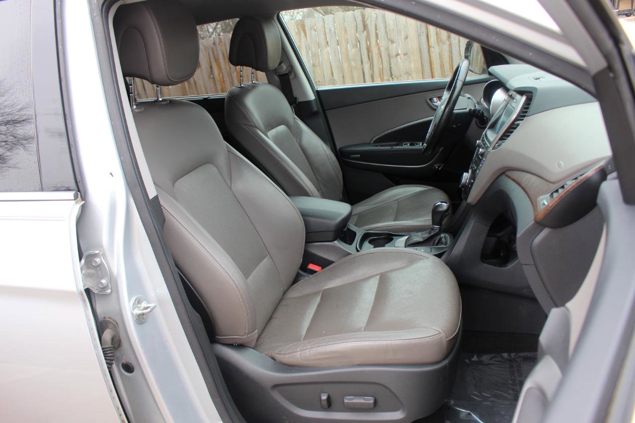 Used 2017 Hyundai Santa Fe SE w/ SE Premium Package 02 FWD image 42