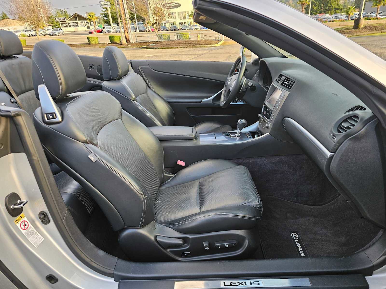 Used 2013 Lexus IS 250C image 11