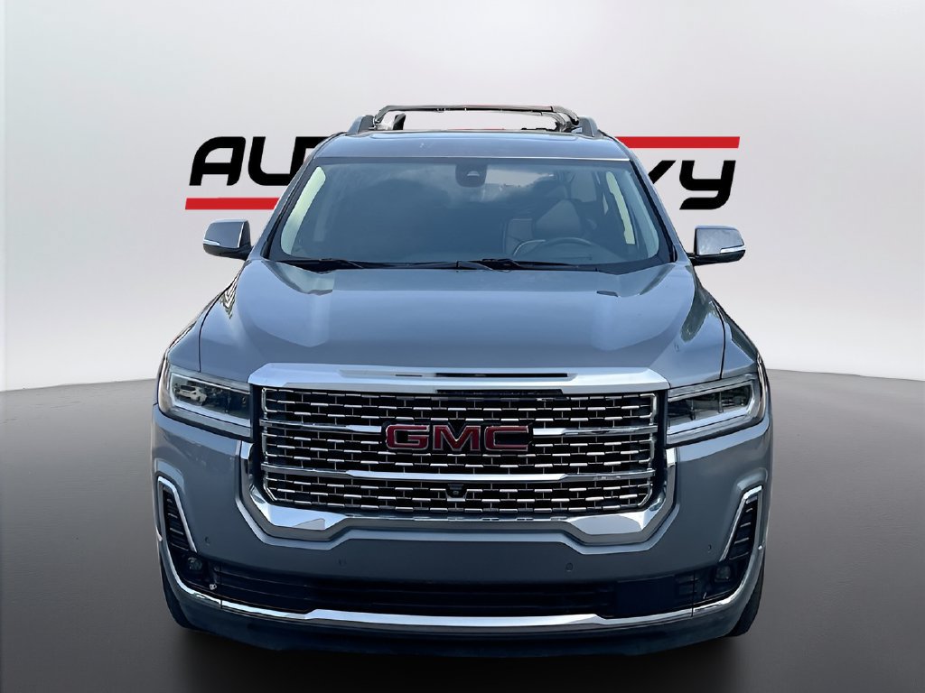 Used 2021 GMC Acadia Denali w/ Denali Technology Package FWD image 2