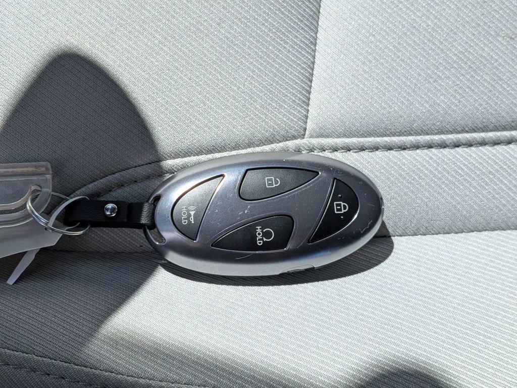 New 2026 Hyundai Tucson SEL image 32