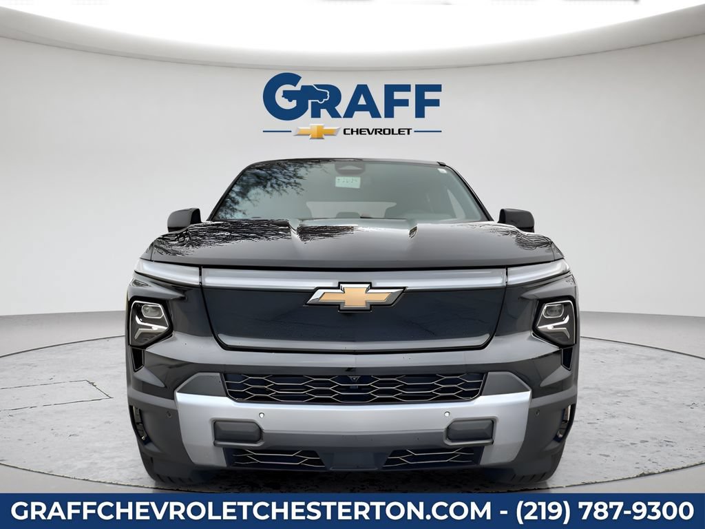 New 2026 Chevrolet Silverado EV LT w/ LPO, Dark Package Plus AWD/4WD image 3