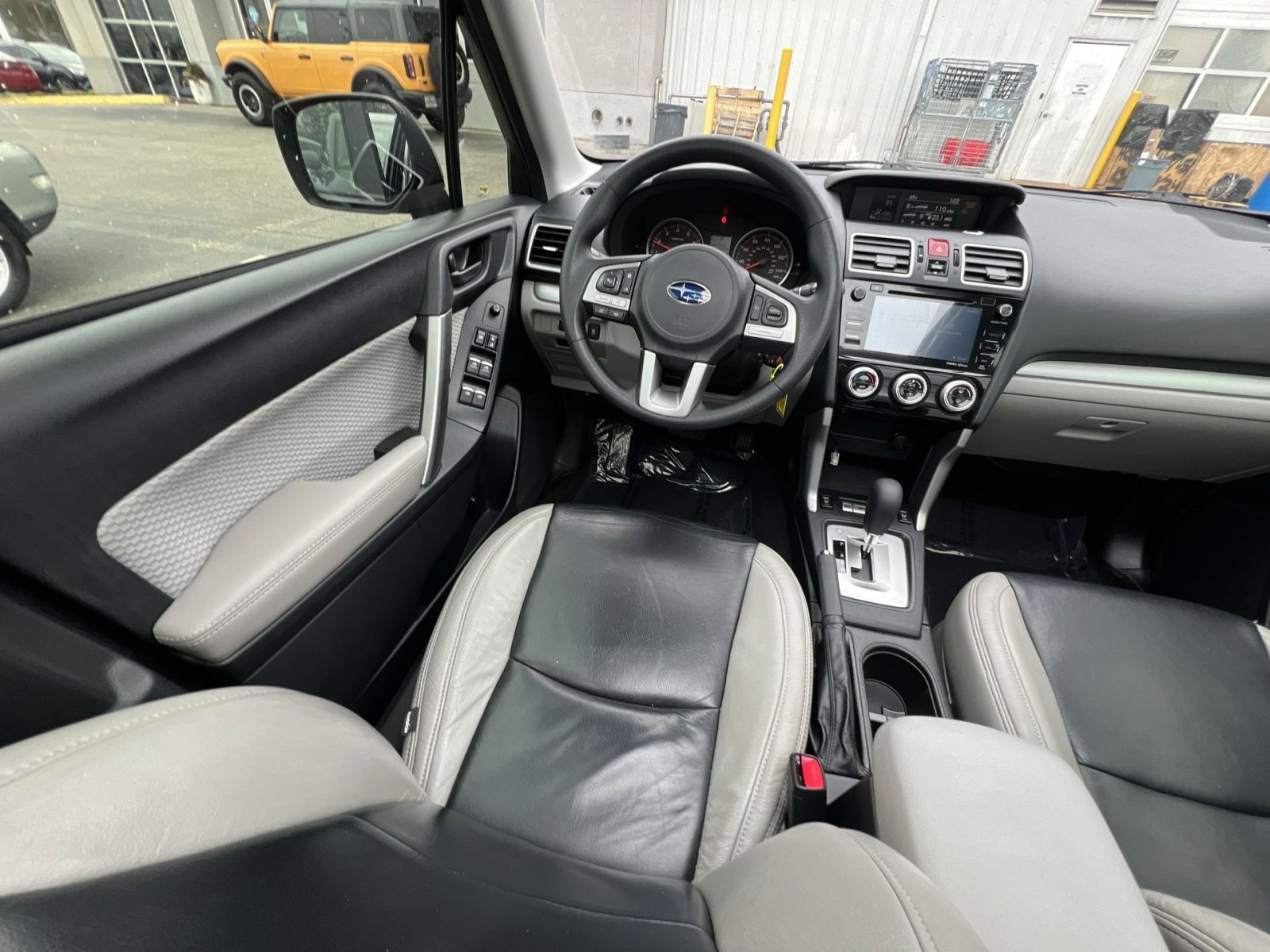 Used 2018 Subaru Forester 2.5i Premium w/ All-Weather Package image 4