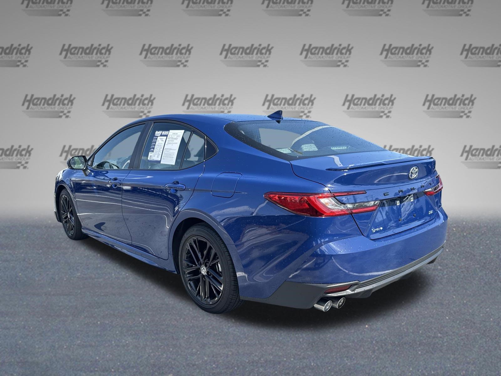 Used 2025 Toyota Camry SE w/ Multimedia Upgrade Package FWD image 7