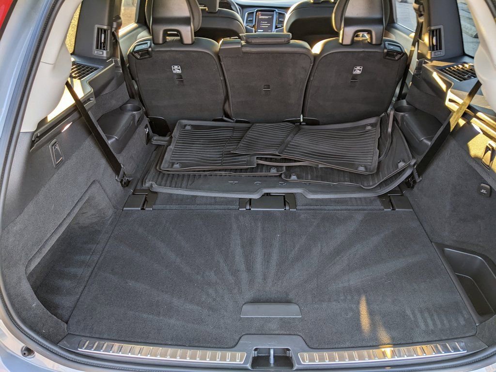 Certified 2025 Volvo XC90 T8 Plus w/ Protection Package Premier image 26