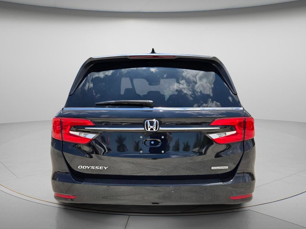 Used 2023 Honda Odyssey Touring image 5