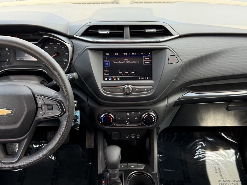 Used 2021 Chevrolet TrailBlazer LS FWD image 14