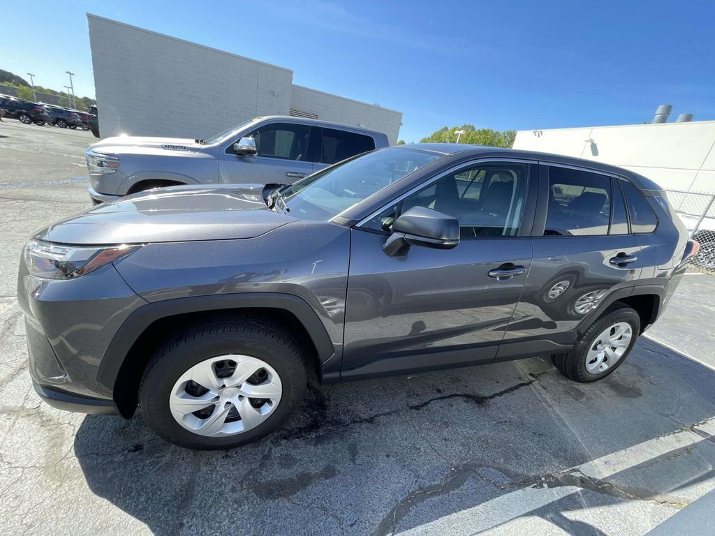 Used 2024 Toyota RAV4 LE image 12