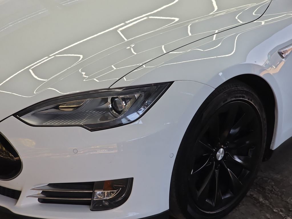 Used 2016 Tesla Model S 90D image 30