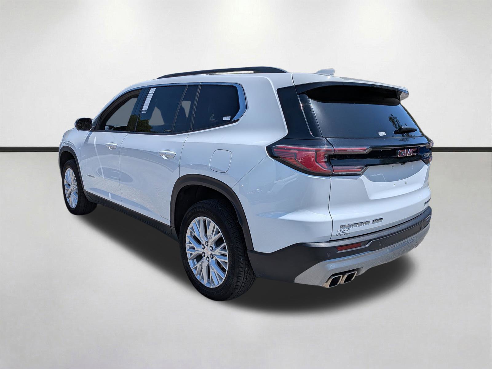 Used 2024 GMC Acadia Elevation AWD/4WD image 6