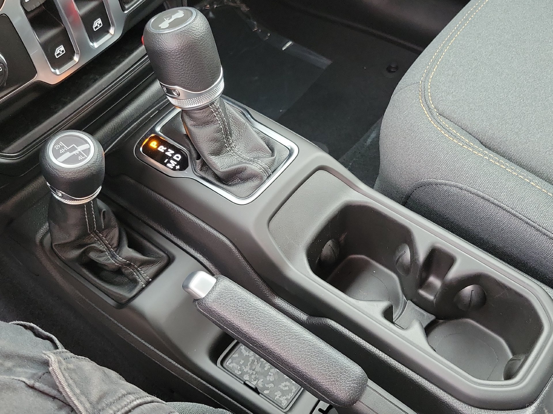 New 2026 Jeep Wrangler Sport AWD/4WD image 11