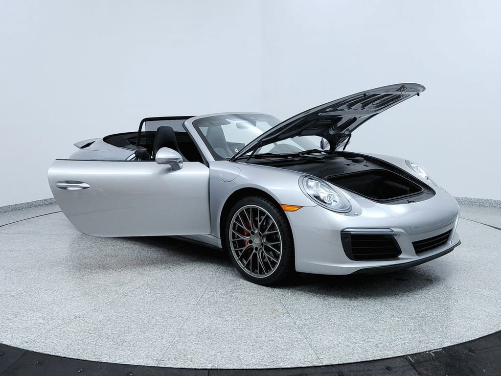 Used 2017 Porsche 911 Carrera 4S image 12