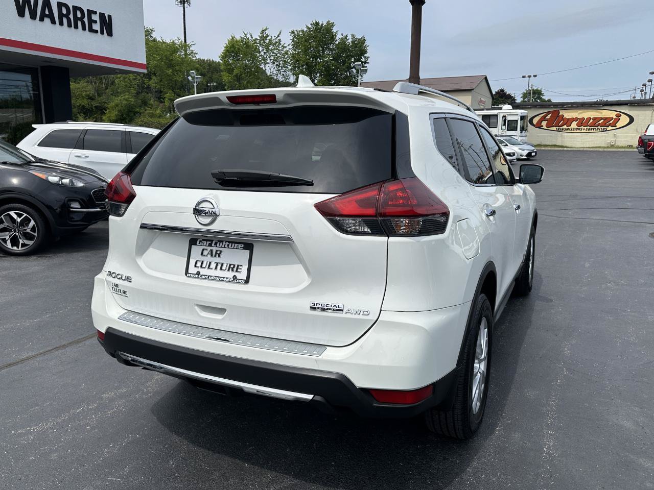 Used 2019 Nissan Rogue S w/ Special Edition Package AWD/4WD image 16
