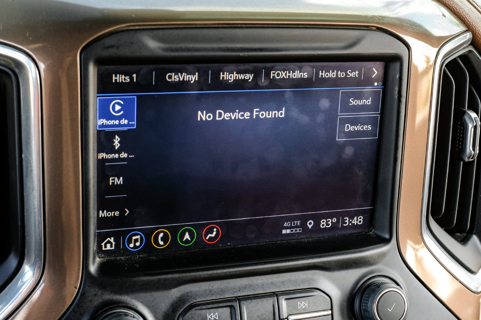 Used 2023 Chevrolet Silverado 2500 High Country w/ Technology Package AWD/4WD image 32