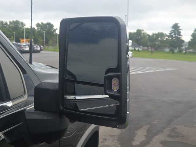 Used 2025 Chevrolet Silverado 2500 LTZ w/ LTZ Plus Package AWD/4WD image 6