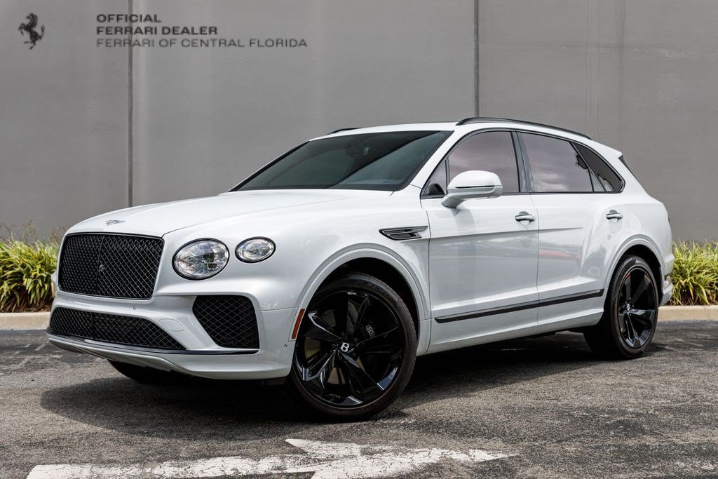 Used 2023 Bentley Bentayga AWD/4WD image 1