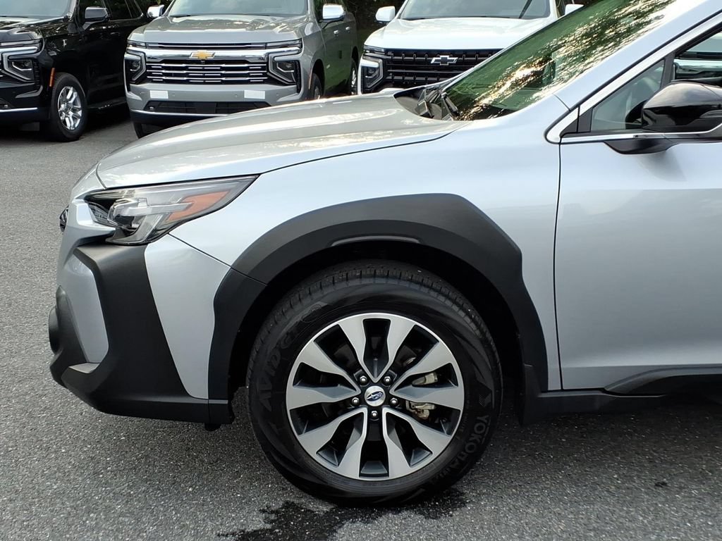 Used 2025 Subaru Outback Limited w/ Popular Package #2 AWD/4WD image 7