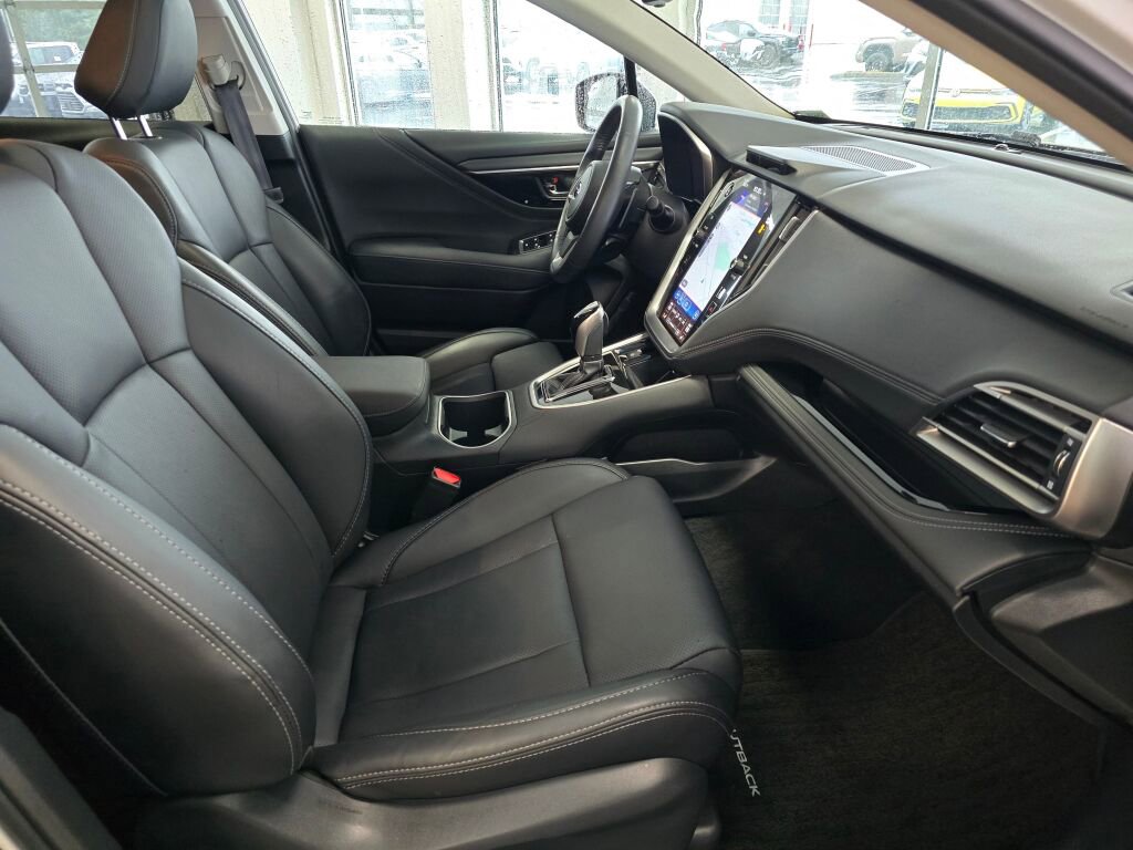 Used 2022 Subaru Outback Limited image 44