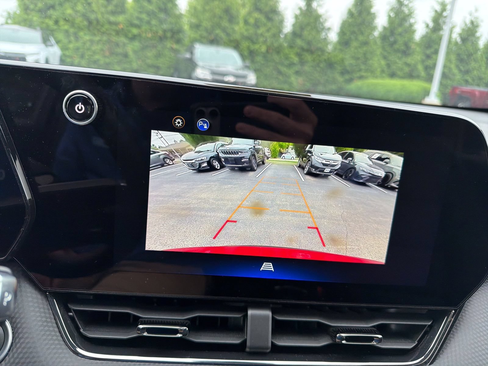 Used 2025 Chevrolet Equinox RS FWD image 21