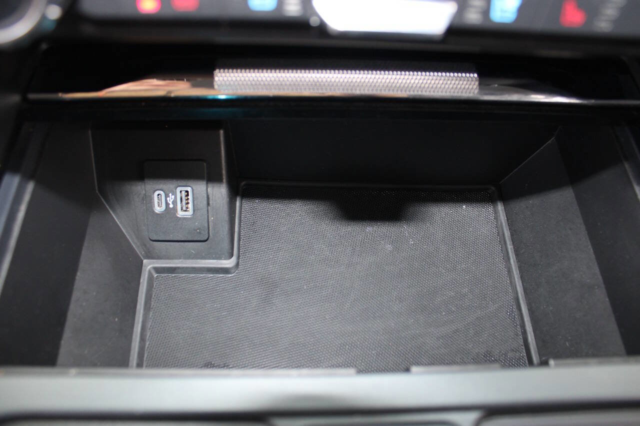 Used 2021 Ford F150 Lariat image 35