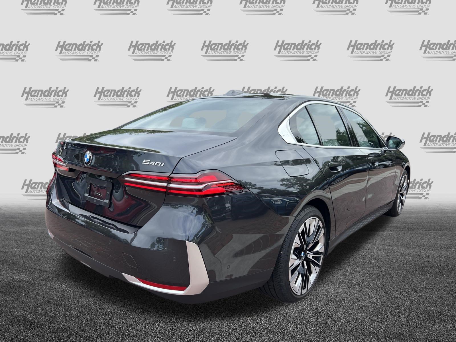 Certified 2026 BMW 540i xDrive AWD/4WD image 10