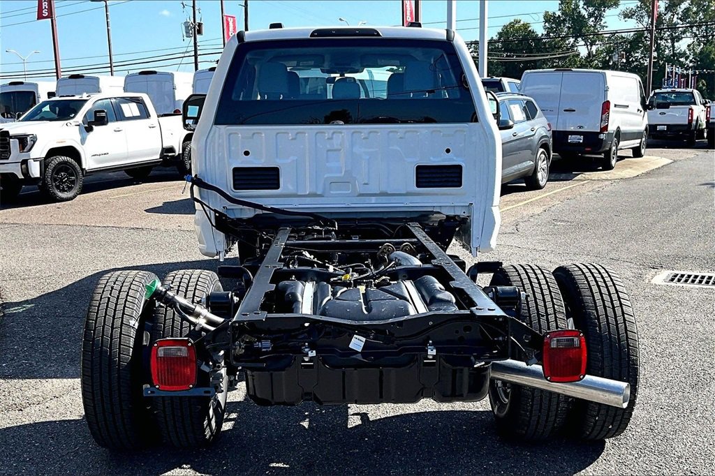 New 2026 Ford F350 XL image 4