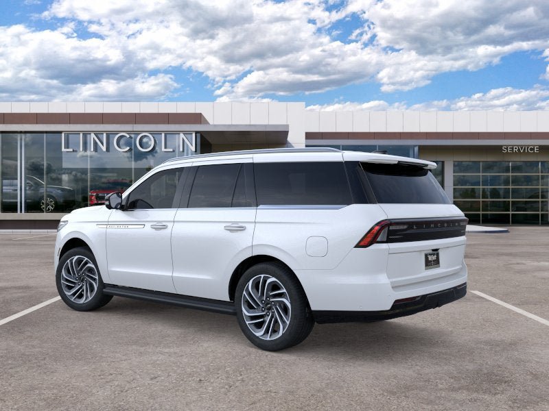 New 2026 Lincoln Navigator Premiere AWD/4WD image 5