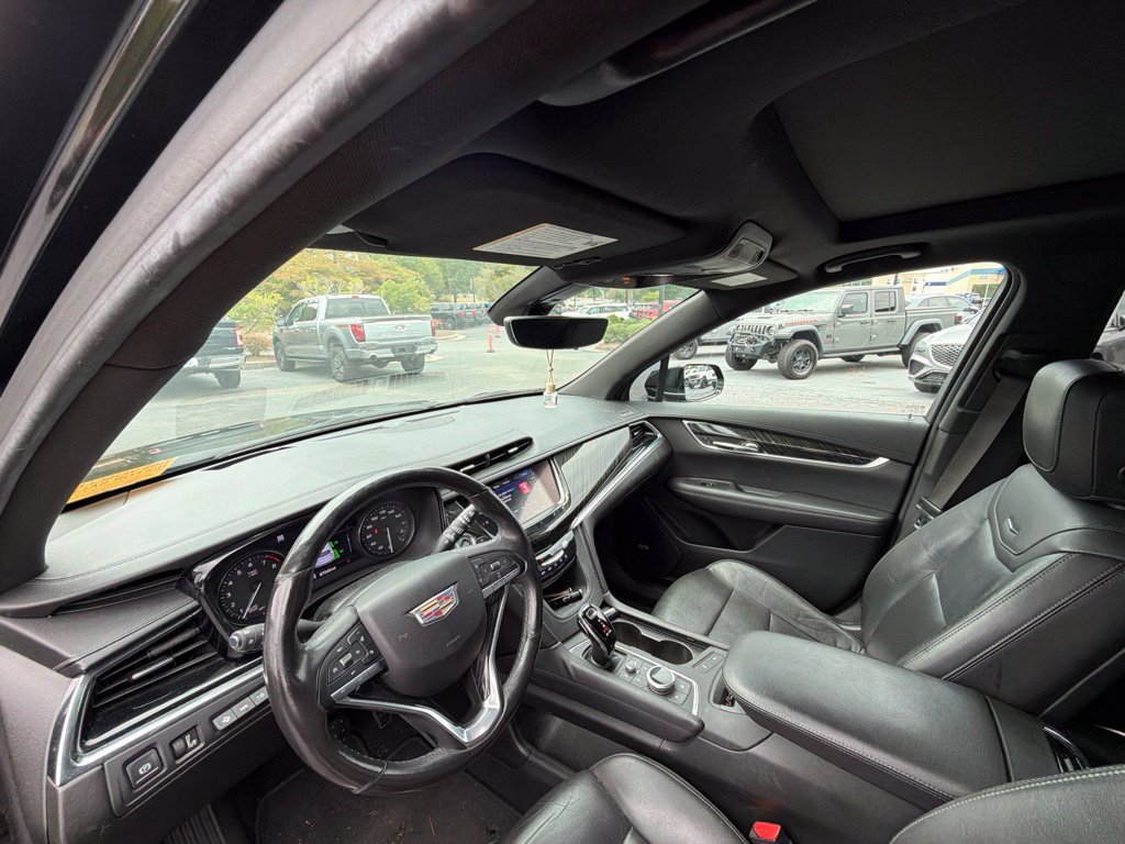 Used 2020 Cadillac XT6 Premium Luxury AWD/4WD image 8