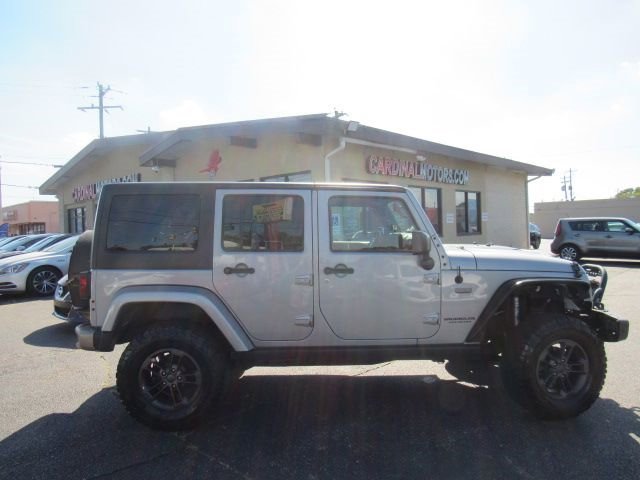 Used 2016 Jeep Wrangler Unlimited Sahara image 8