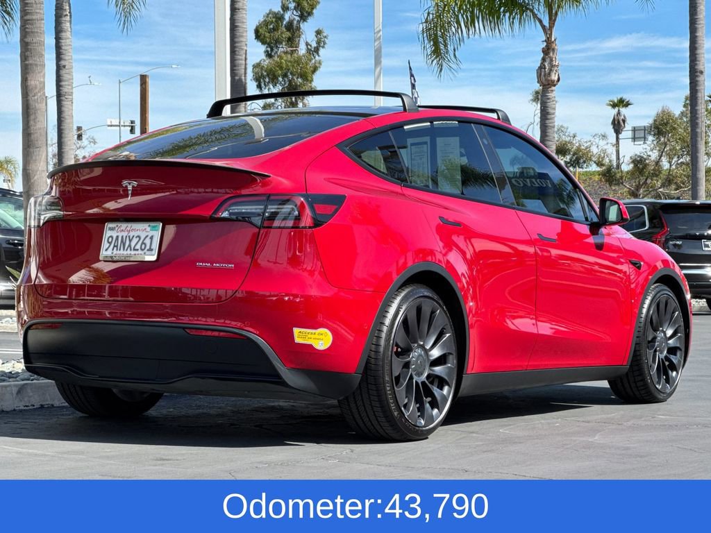Used 2022 Tesla Model Y Performance image 5