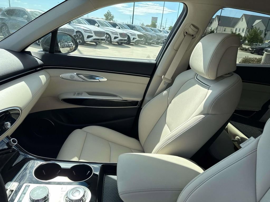 New 2026 Genesis GV70 2.5T image 18