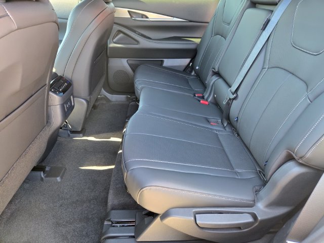Used 2027 INFINITI QX65 Luxe w/ Cargo Package AWD/4WD image 14