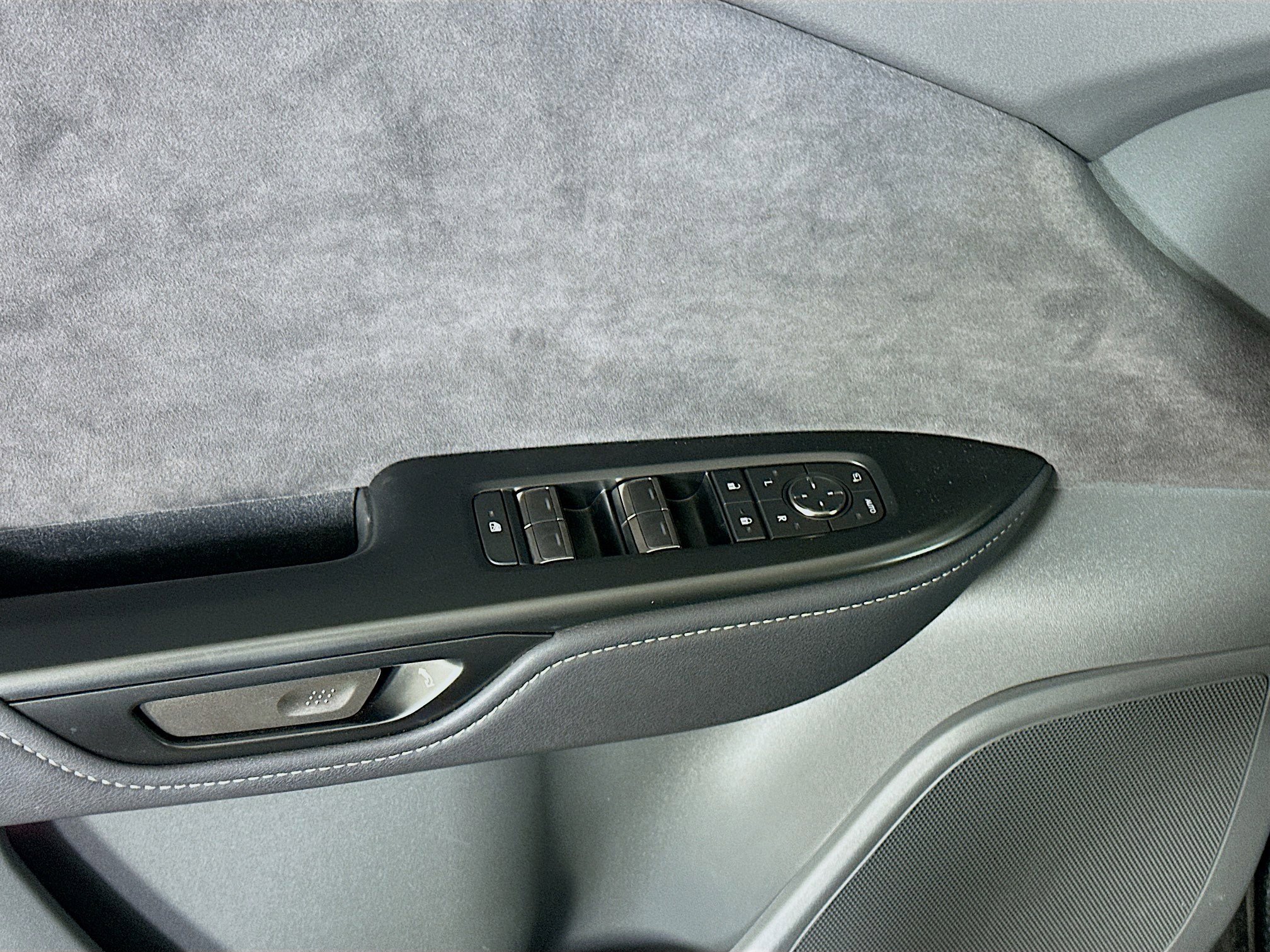 Used 2023 Lexus RZ 450e Premium w/ Accessory Package (Z1) AWD/4WD image 15