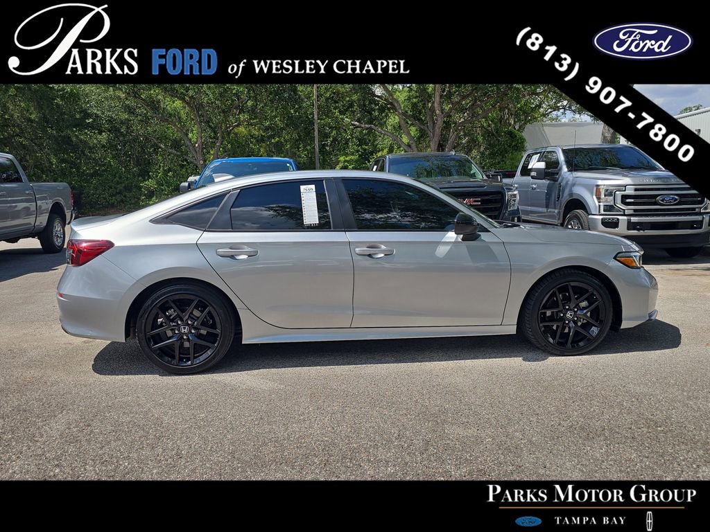 Used 2025 Honda Civic FWD Hybrid Sedan image 3