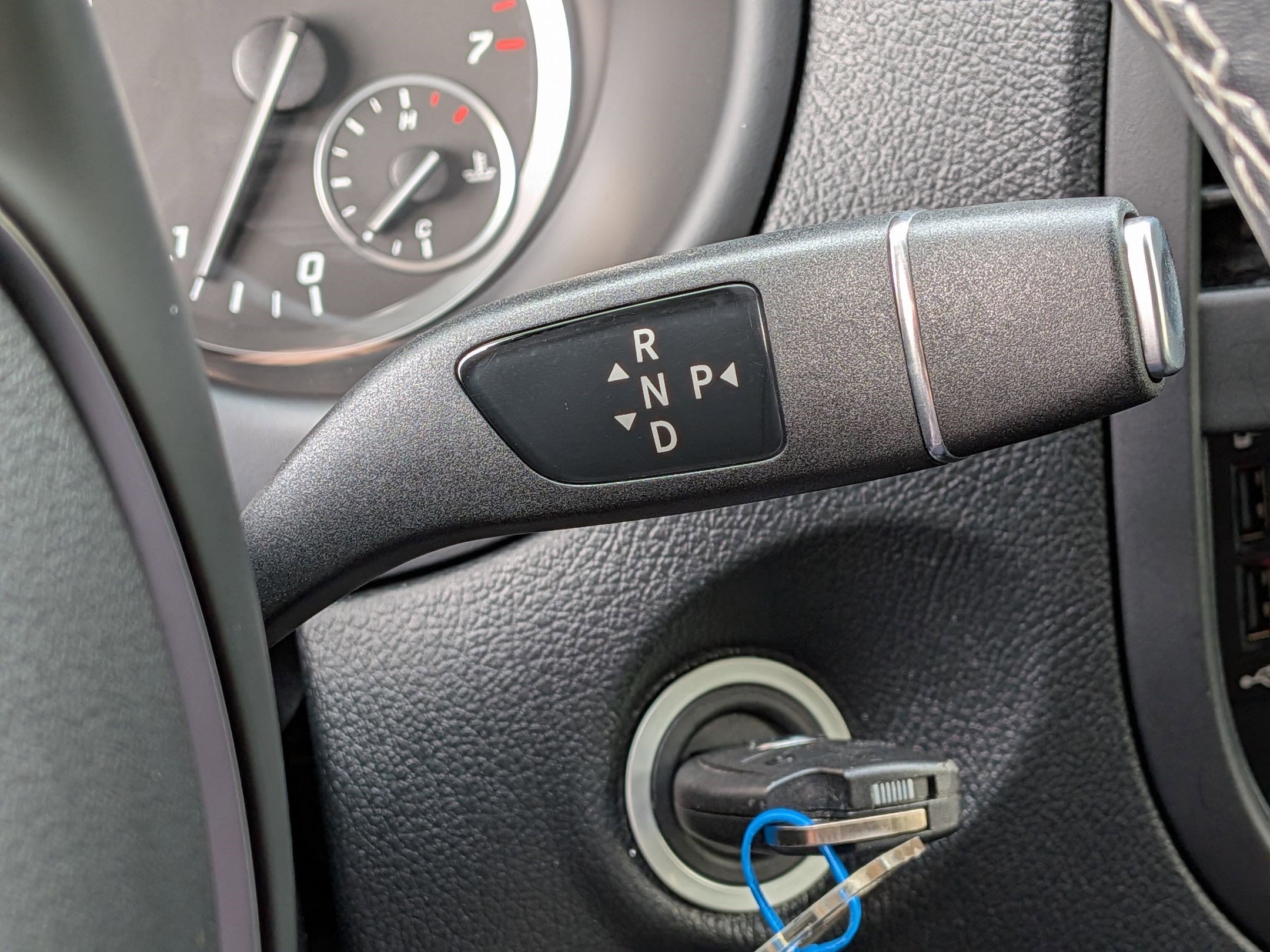 Used 2023 Mercedes-Benz Metris Passenger image 27