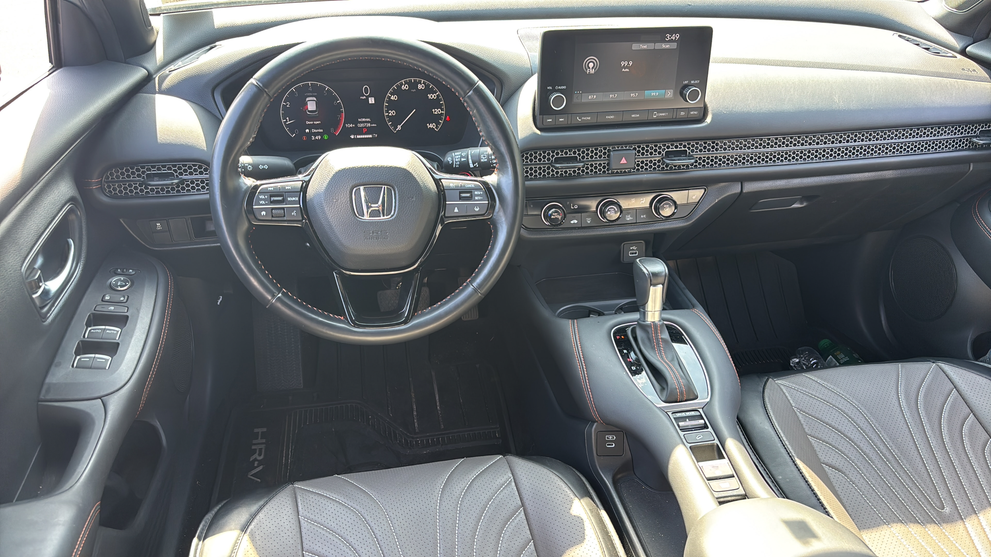 Certified 2025 Honda HR-V Sport image 12