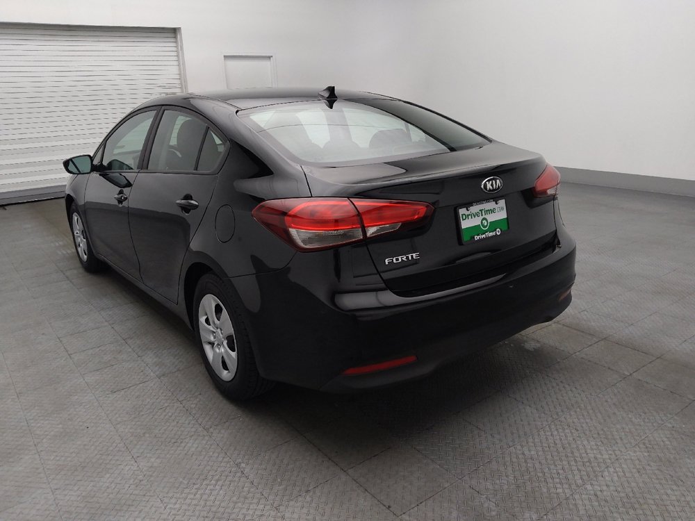 Used 2017 Kia Forte LX FWD image 5