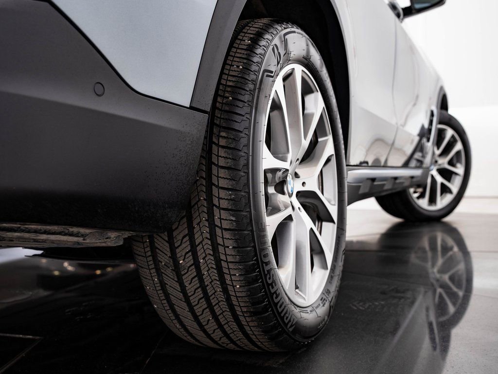 Certified 2025 BMW X5 xDrive40i w/ Climate Comfort Package image 52