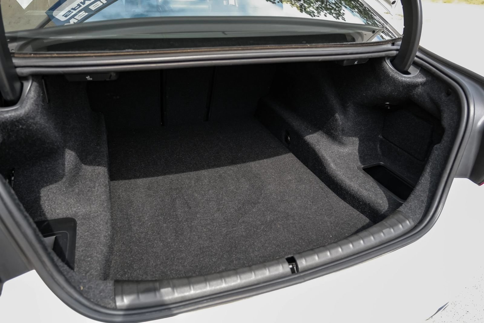 Used 2019 BMW 540i xDrive AWD/4WD image 50