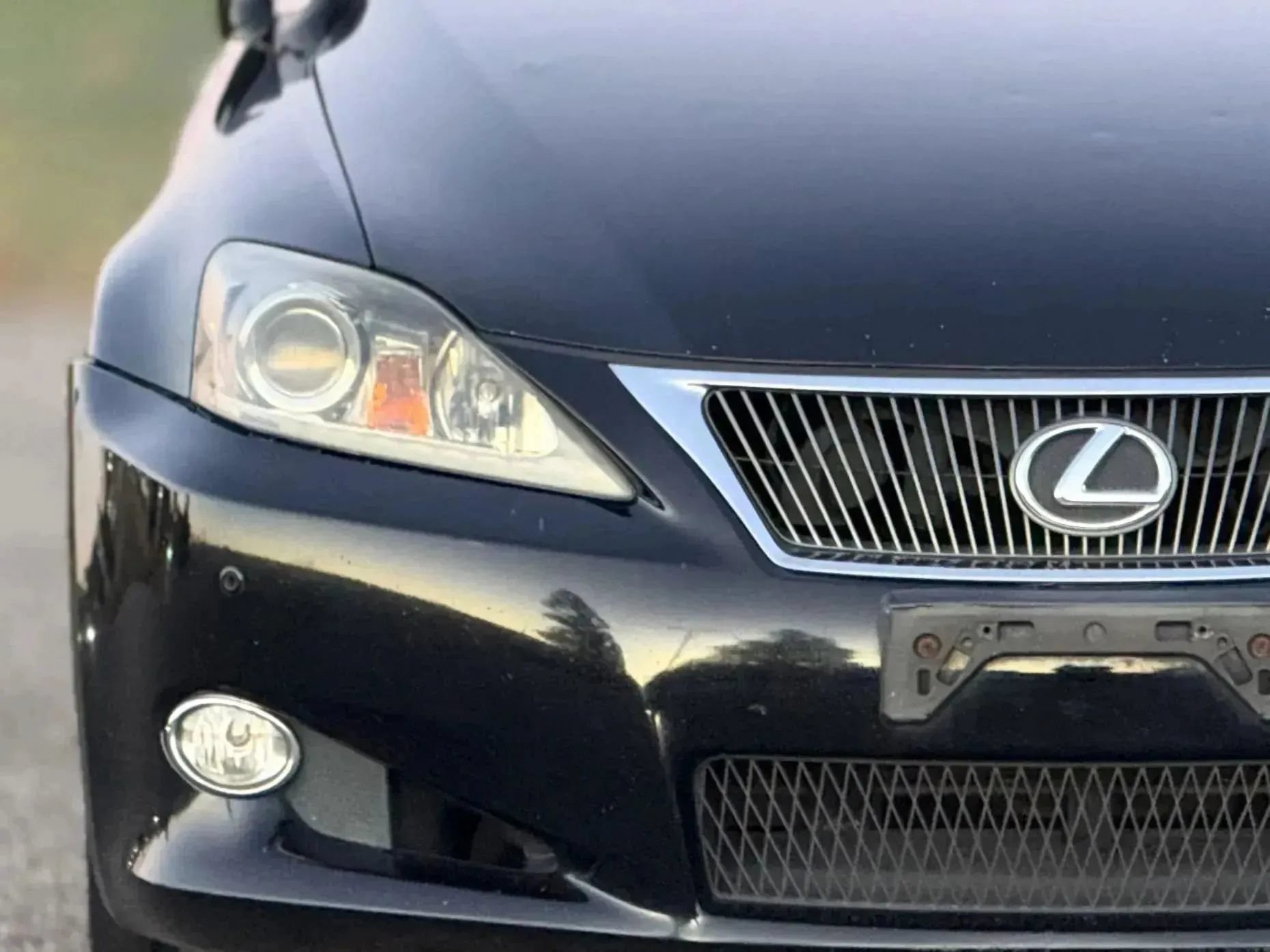 Used 2012 Lexus IS 350C w/ Luxury Pkg RWD image 11