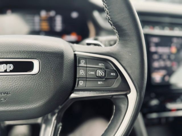 Used 2022 Jeep Grand Cherokee Altitude image 25