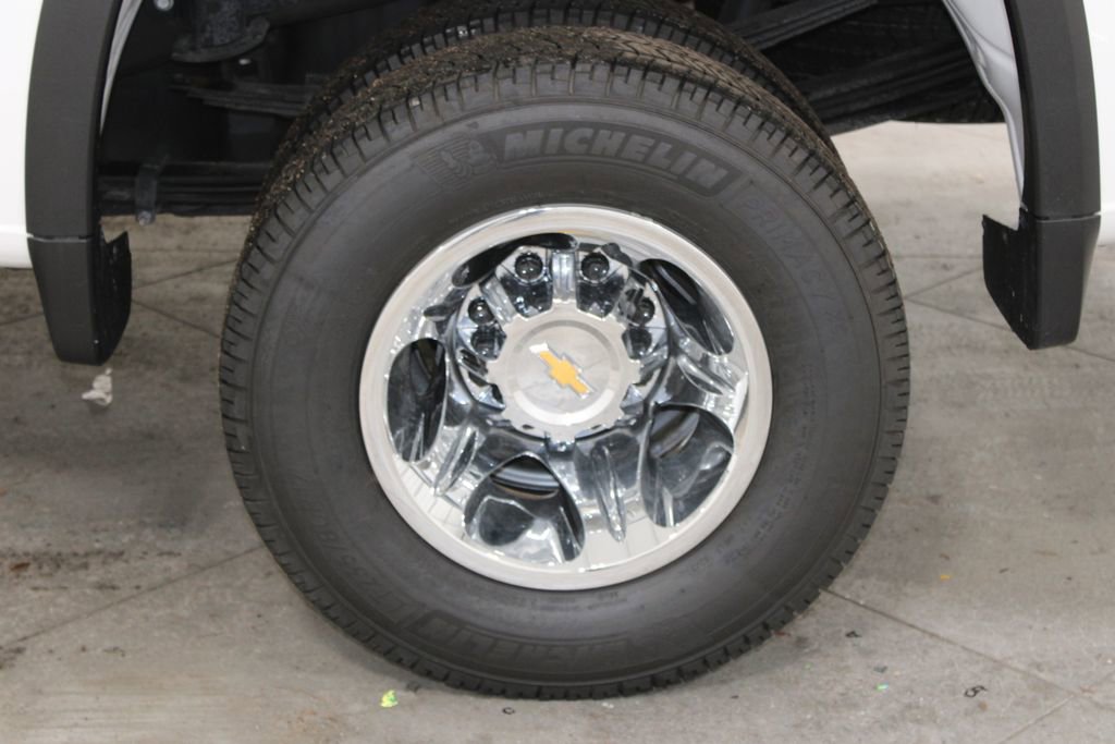 Used 2024 Chevrolet Silverado 3500 LT w/ Convenience Package image 54