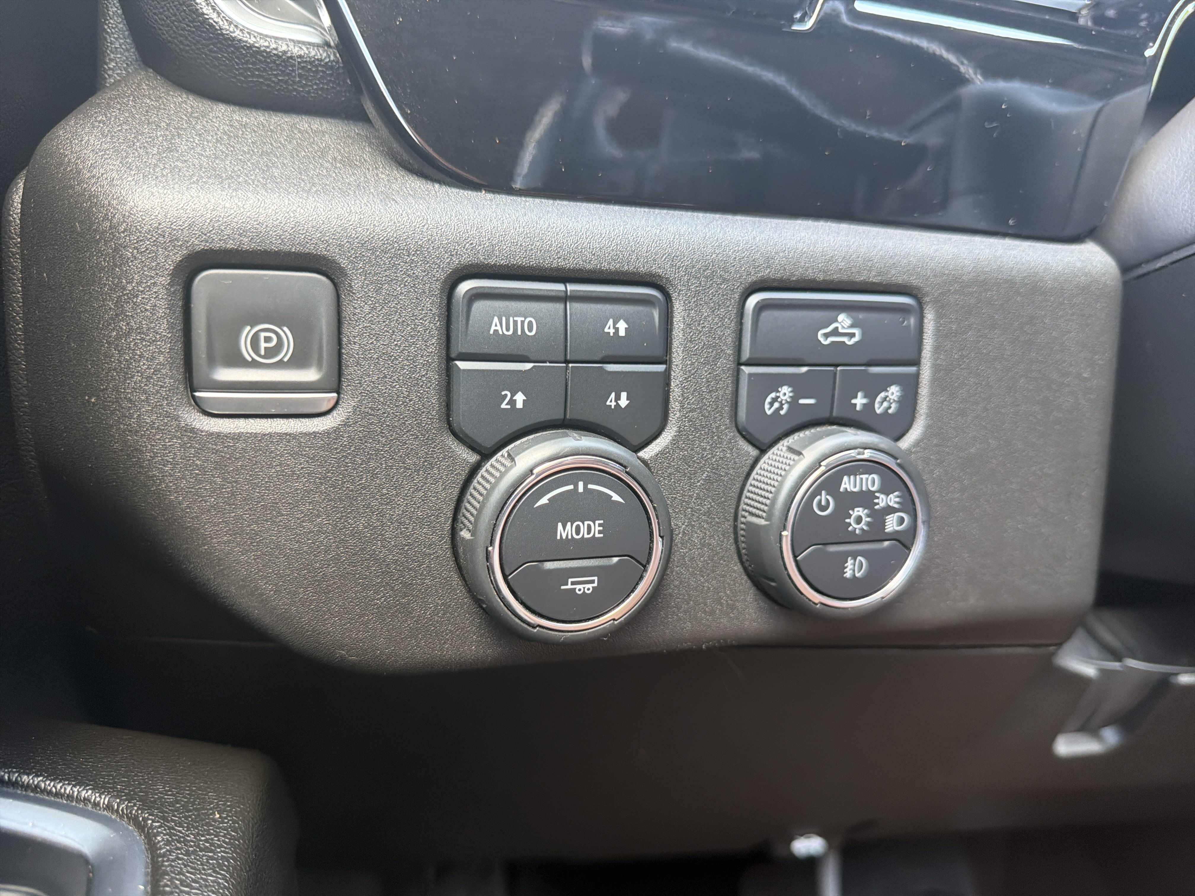 Used 2023 Chevrolet Silverado 1500 RST AWD/4WD image 30
