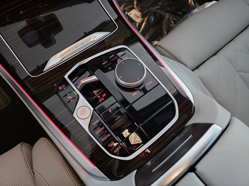 New 2026 BMW X5 xDrive40i AWD/4WD image 15