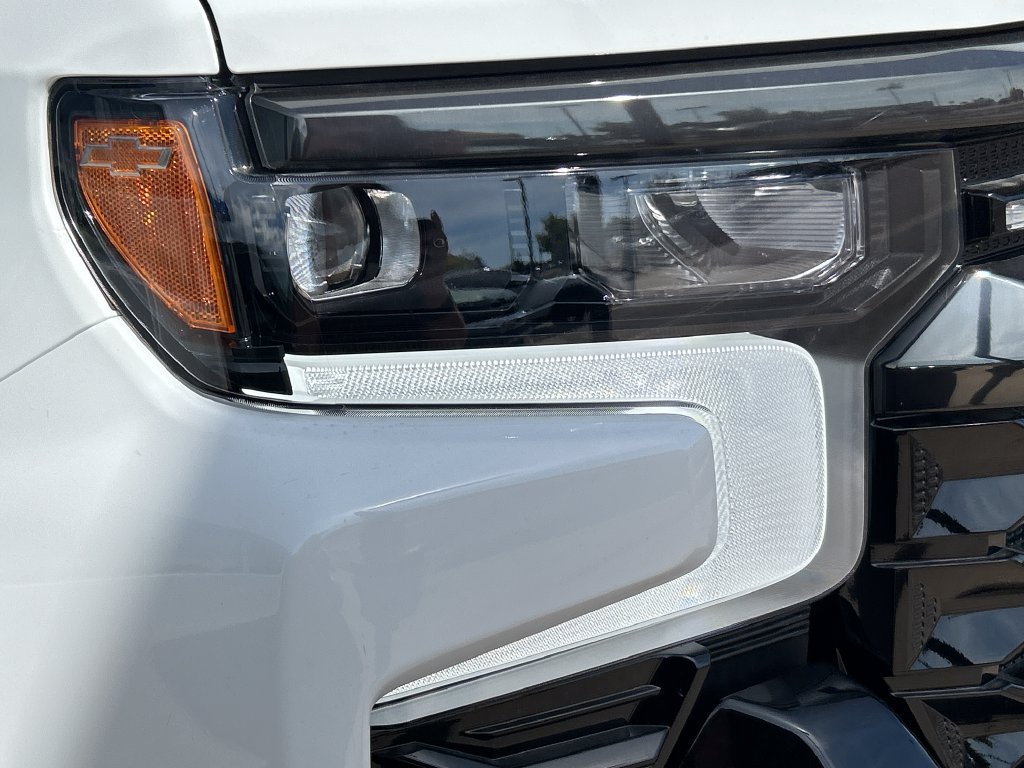 New 2026 Chevrolet Silverado 1500 ZR2 w/ LPO, Dark Essentials Package AWD/4WD image 25
