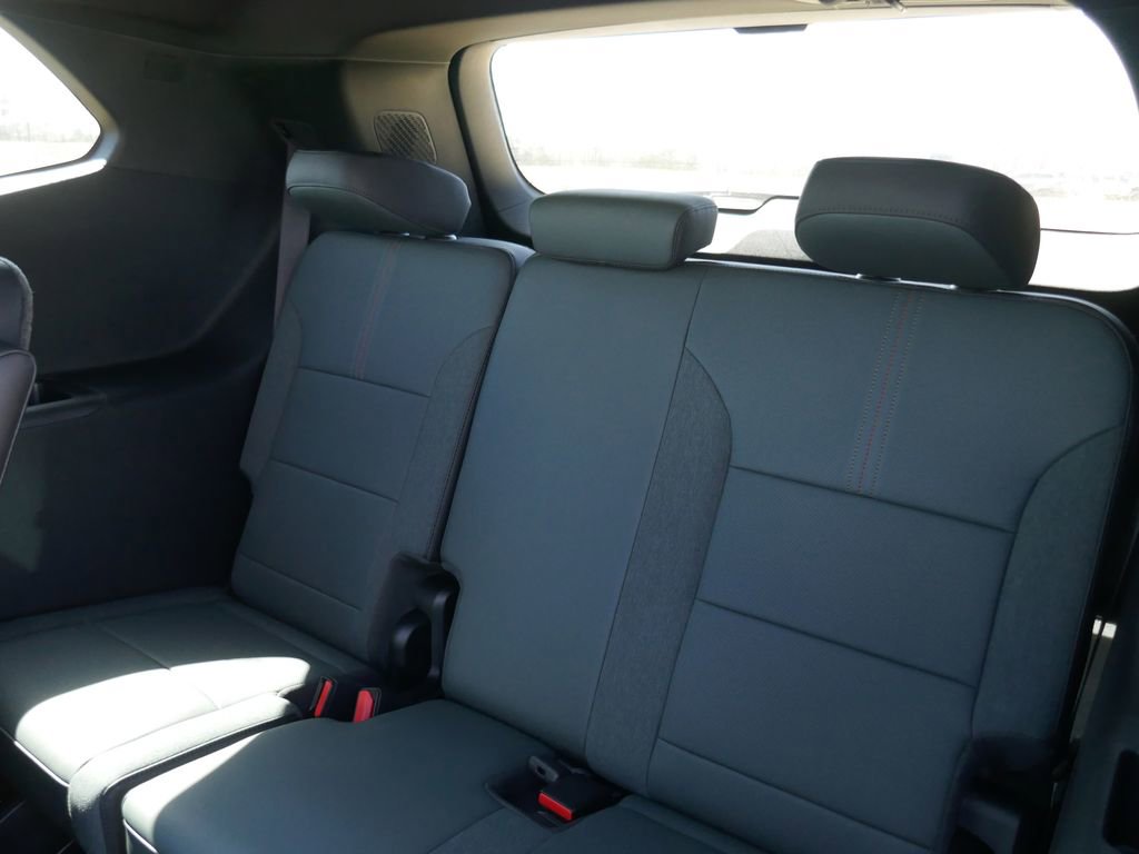 New 2026 GMC Acadia AT4 image 14