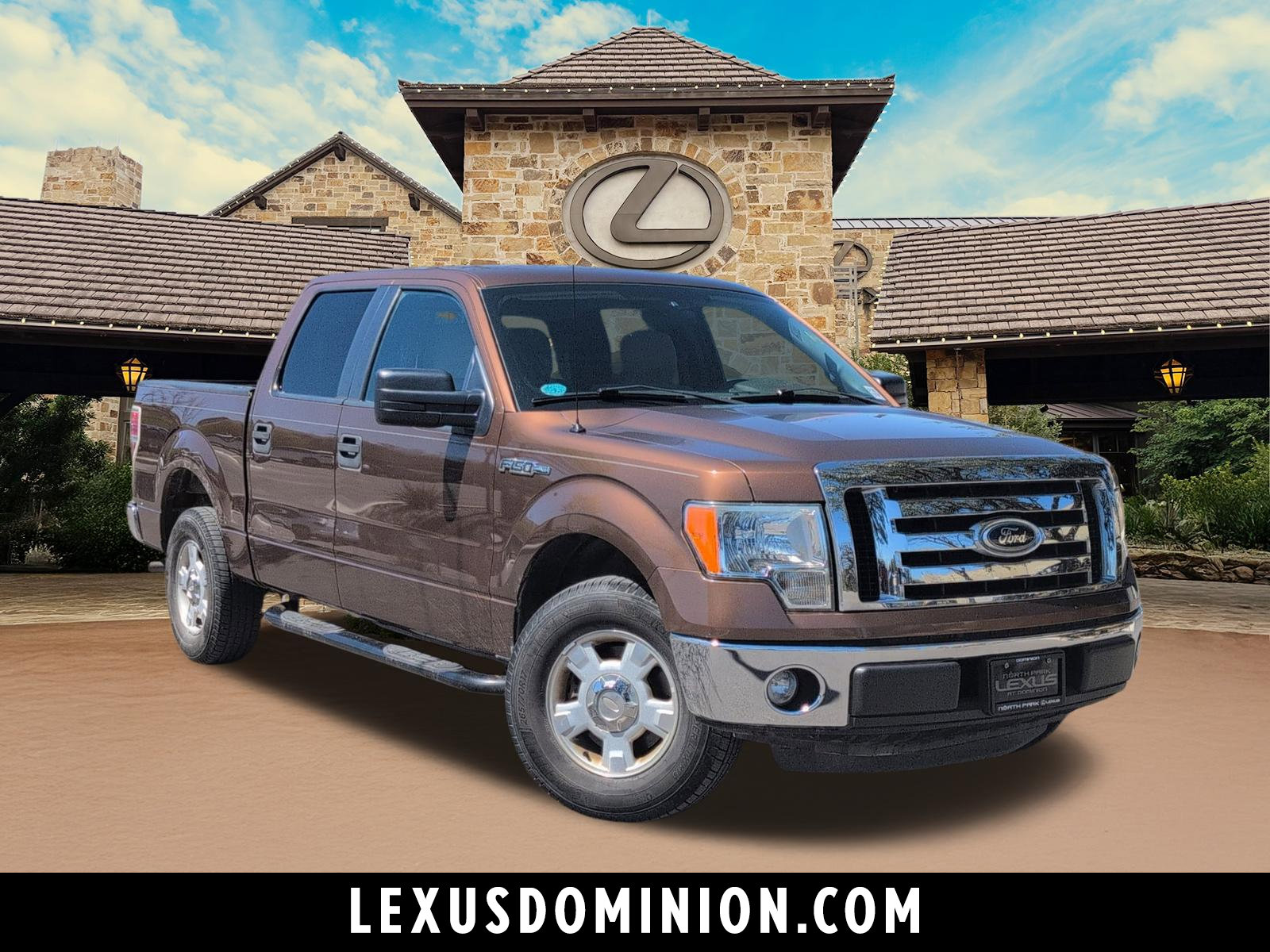 Used 2012 Ford F150 XLT image 1