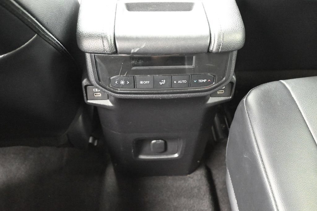 Certified 2024 Toyota Grand Highlander AWD image 33